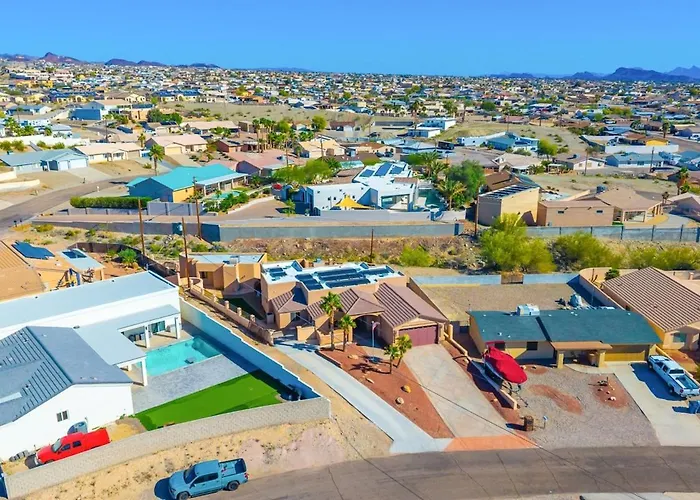 Huntington Palace W Casita - Pool, Bbq, Garage