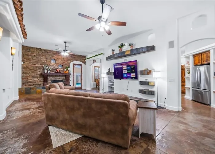 Huntington Palace W Casita - Pool, Bbq, Garage Ferienhaus *